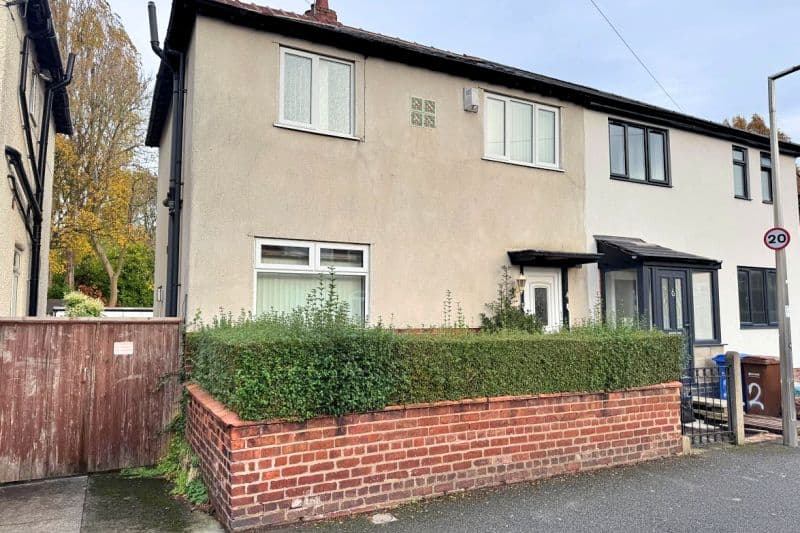 3 bed Semi-Detached House For Auction