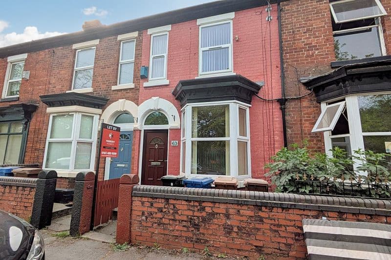 3 bed Terraced House For Auction