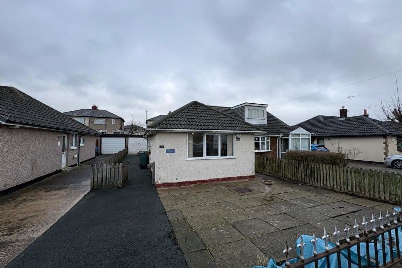 2 bed Semi-Detached Bungalow For Auction