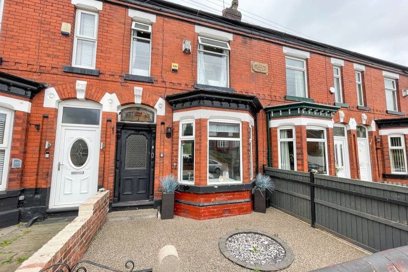 3 bed Terraced House For Auction