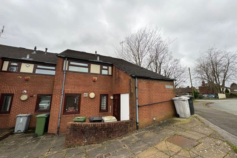 1 bed Apartment For Auction