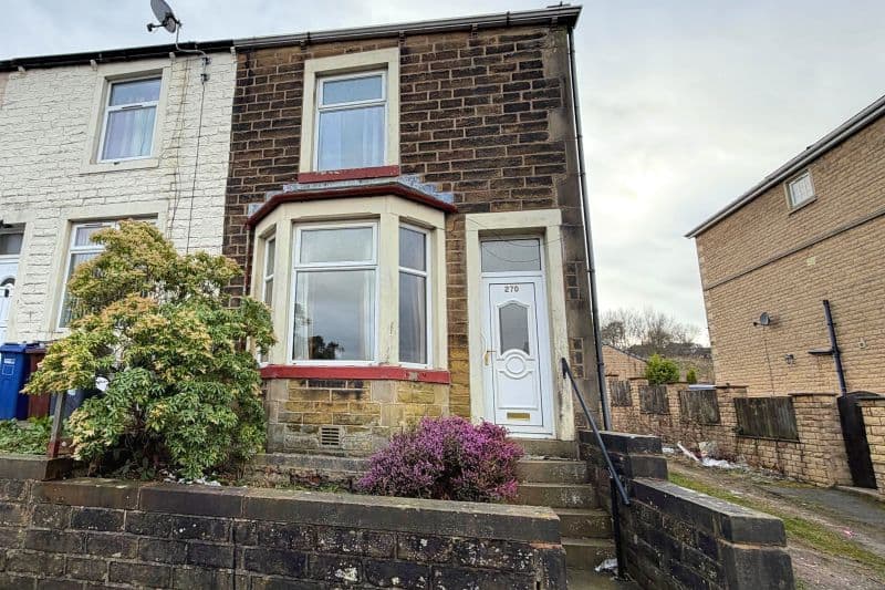 3 bed End Terrace House For Auction