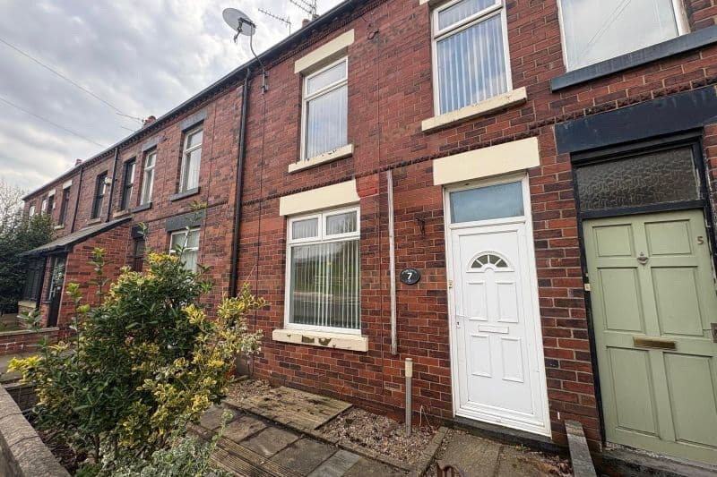 3 bed Terraced House For Auction