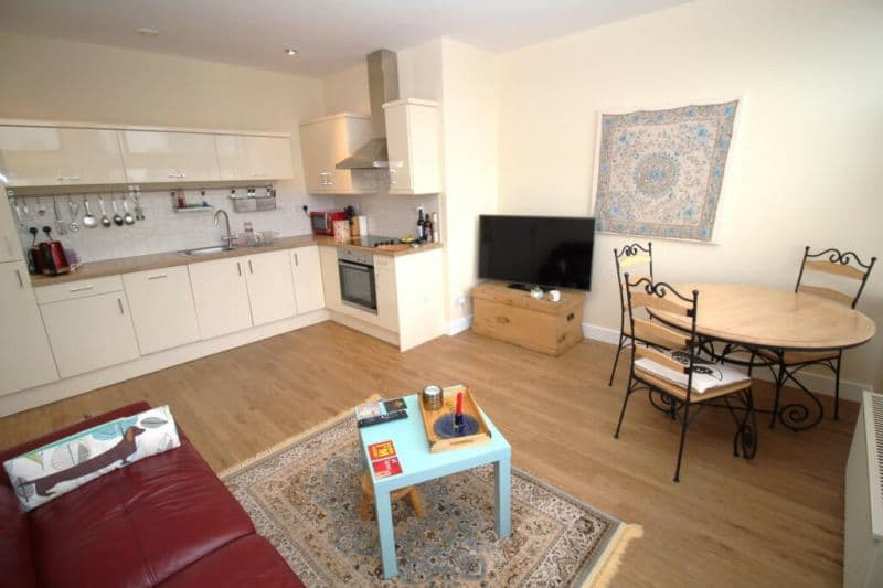 2 bed Apartment For Auction