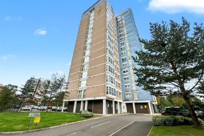 3 bed Duplex Apartment For Auction