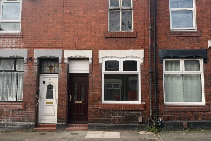 3 bed Terraced House For Auction