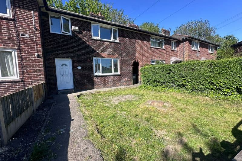 3 bed Terraced House For Auction