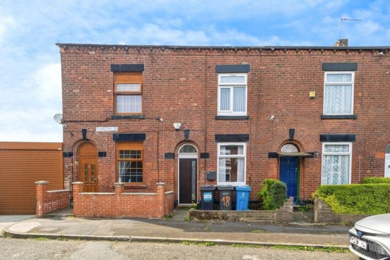 4 bed Terraced House For Auction