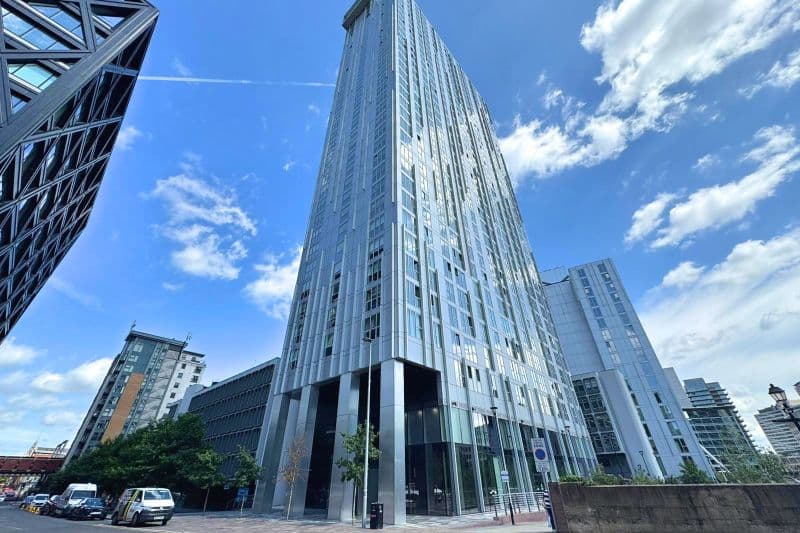 1 bed Apartment For Auction