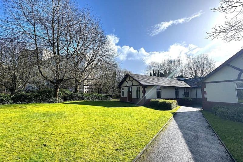 1 bed Flat For Auction