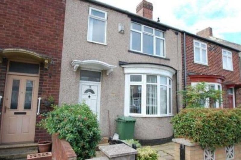 3 bed Terraced House For Auction