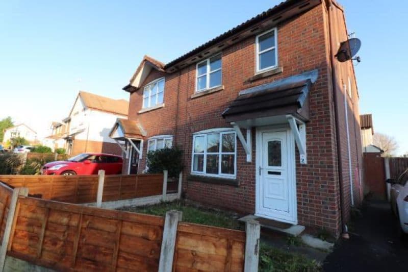 2 bed Semi-Detached House For Auction