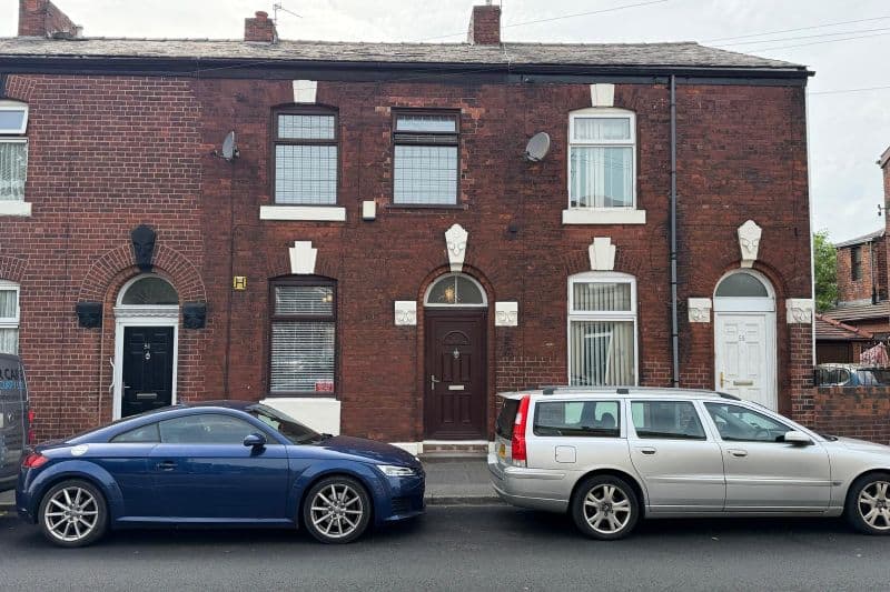 3 bed Terraced House For Auction