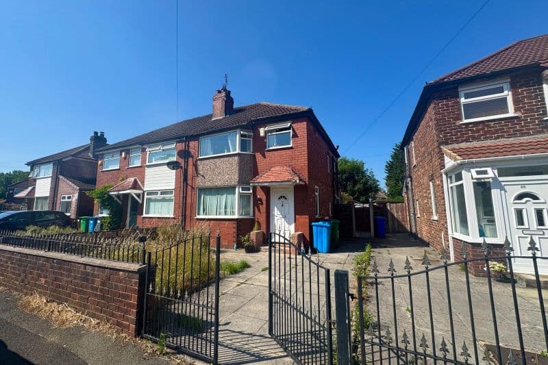 3 bed Semi-Detached House For Auction