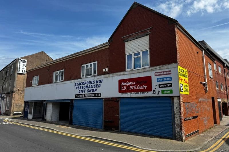 4 bed Block of Flats For Auction