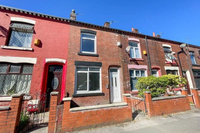4 bed Terraced House For Auction