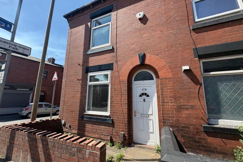 2 bed End Terrace House For Auction