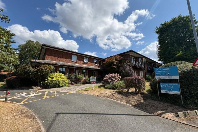 1 bed Apartment For Auction
