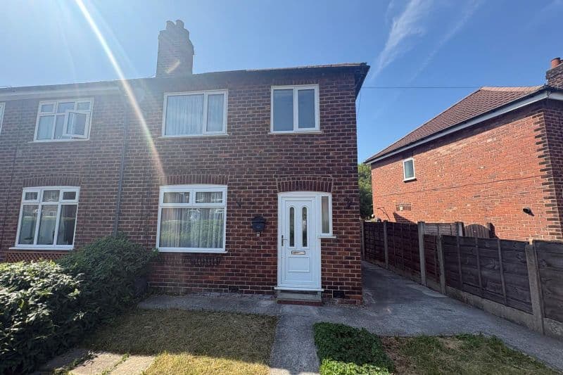 3 bed Semi-Detached House For Auction