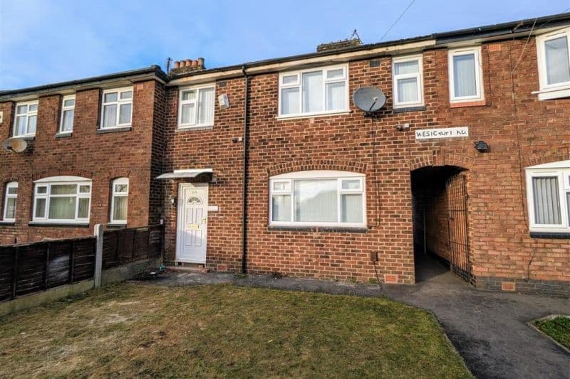 3 bed Terraced House For Auction