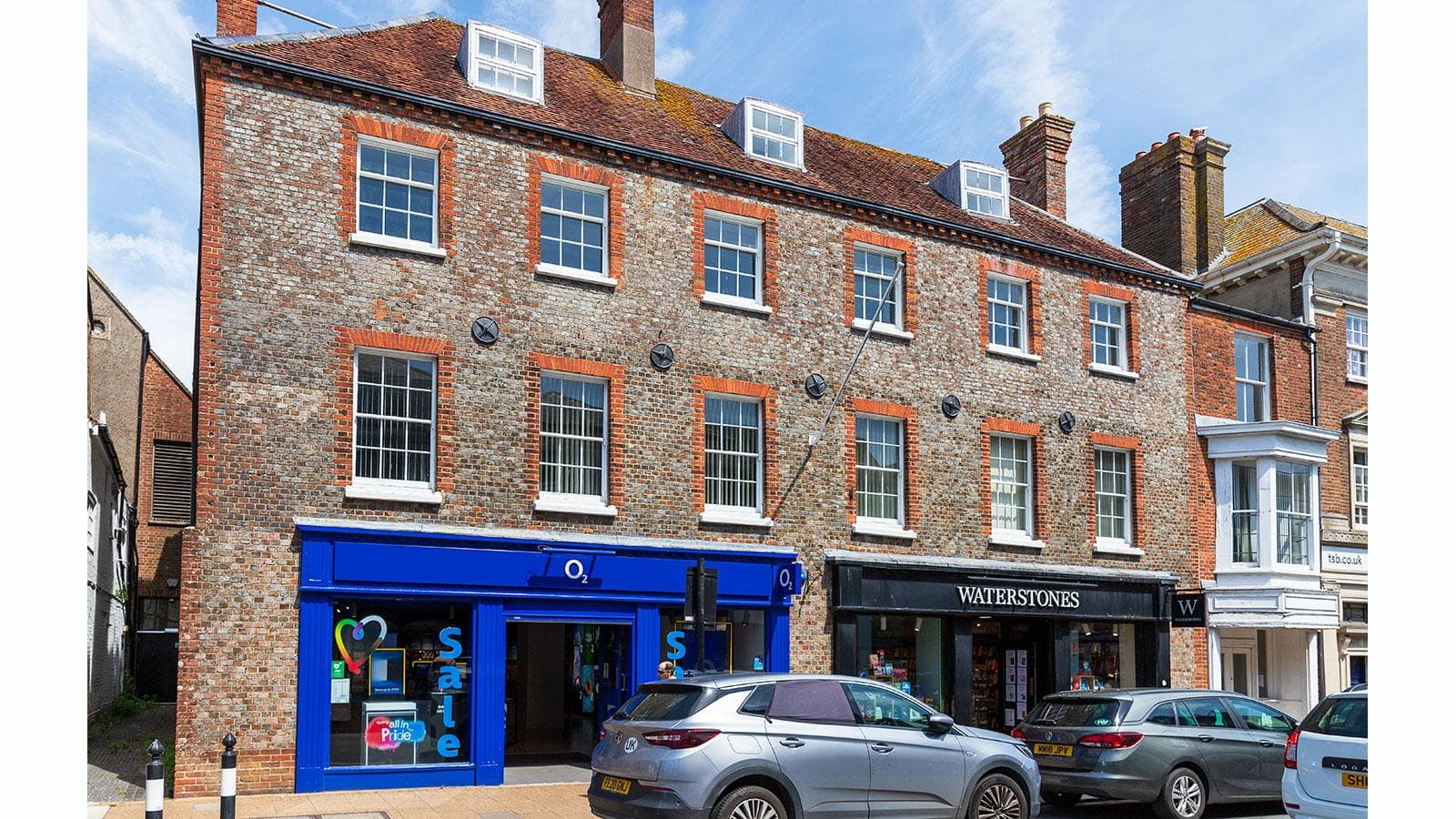 Freehold Retail Investment and Development Opportunity
