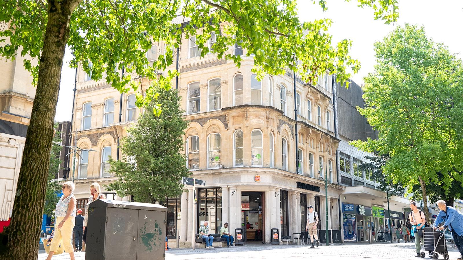 Freehold Mixed Use Investment