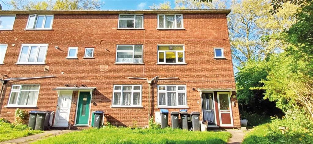 8, Jubilee Crescent, Edmonton, London, N9 7NU