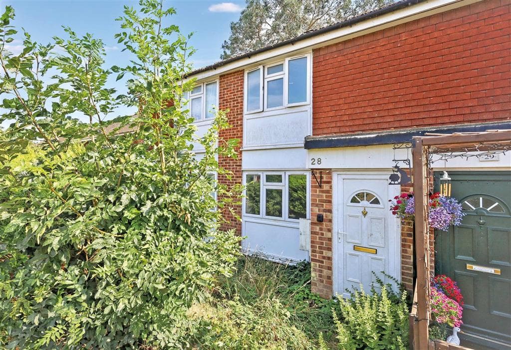 Freehold Two Floor Mid Terrace House