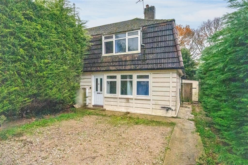 Freehold Semi-Detached House Requiring Modernisation