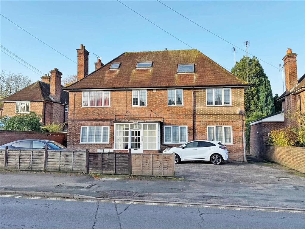 Long Leasehold First Floor Self-Contained Flat Requiring Modernisation