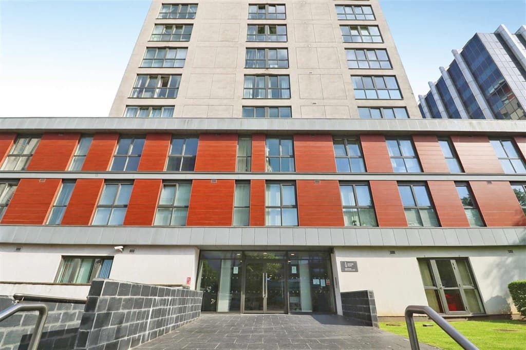 One Bedroom Apartment with Amazing Views
