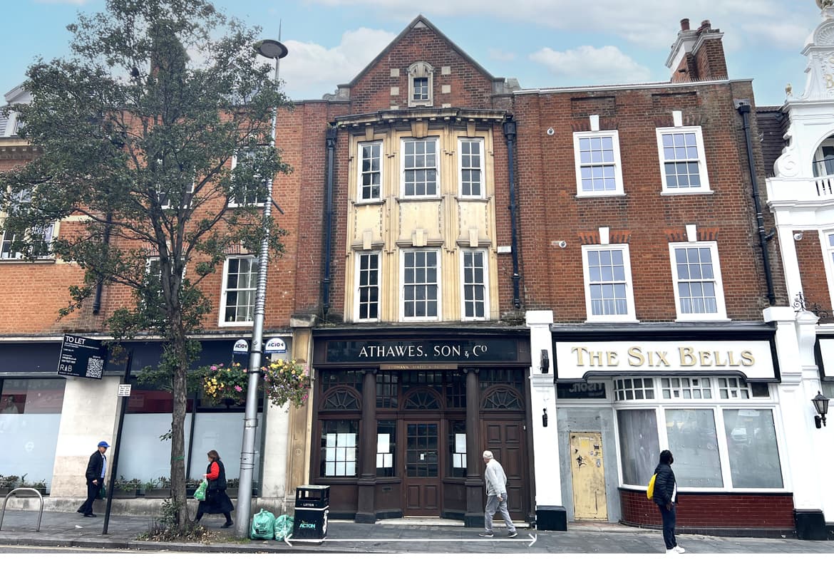 Freehold Vacant Shop & Uppers