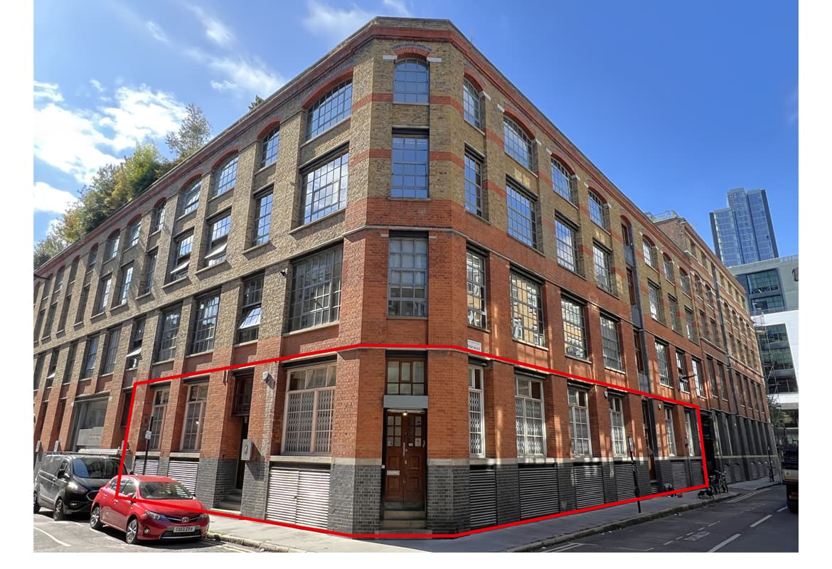 Vacant Office - 4,155 sq ft (GIA) - Low Capital Value of only £313 per sq ft