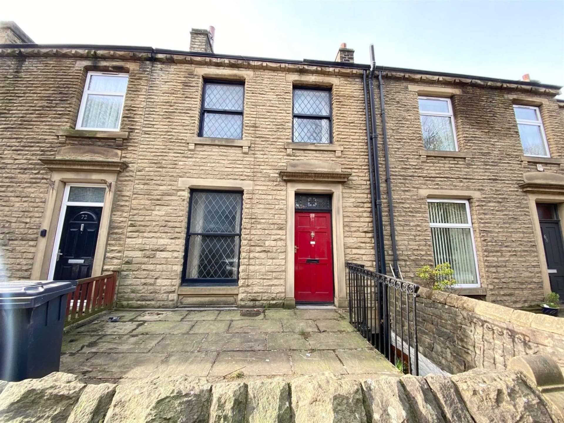 2 bed House - Mid Terrace For Sale