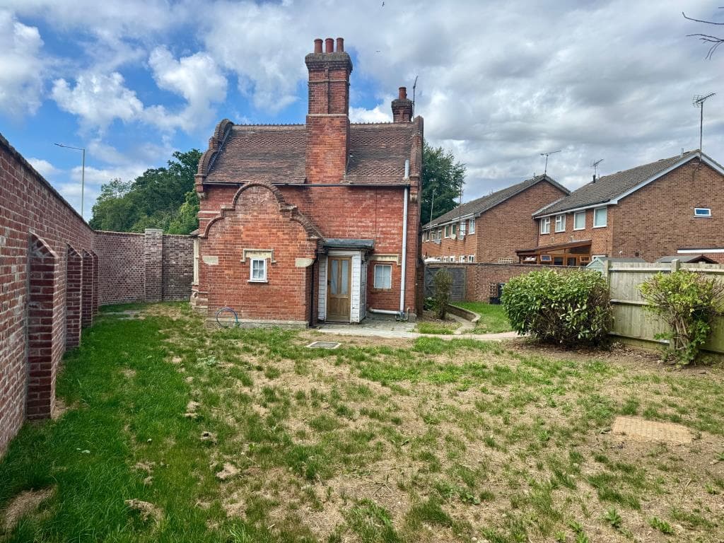 Lot 181 - Period Three-Bedroom Lodge House For Improvement