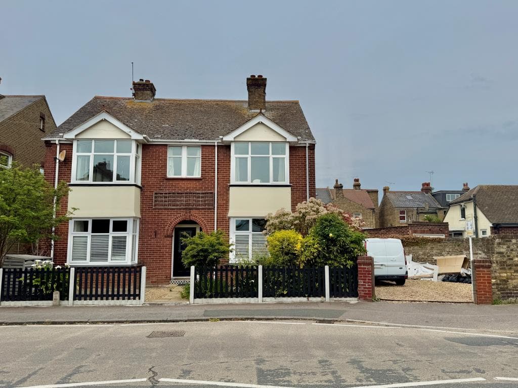 Lot 95 - Detached Freehold Building