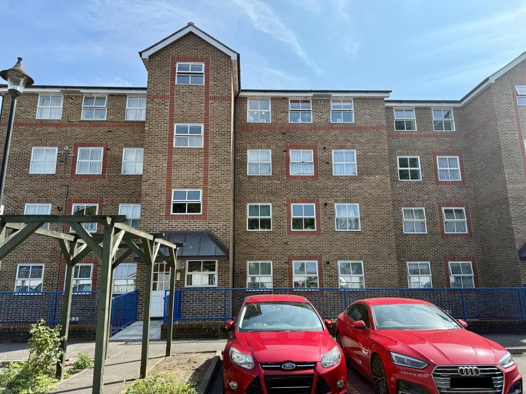 Lot 65 Three-Bedroom Flat For Investment