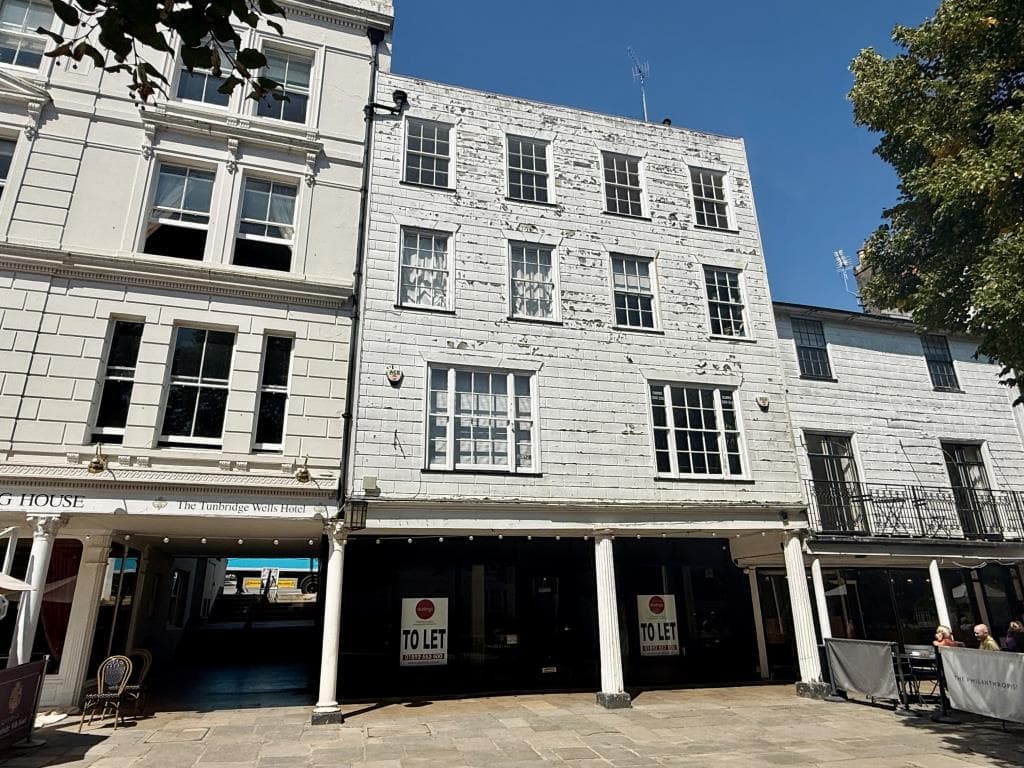 One-Bedroom Flat For Refurbishment