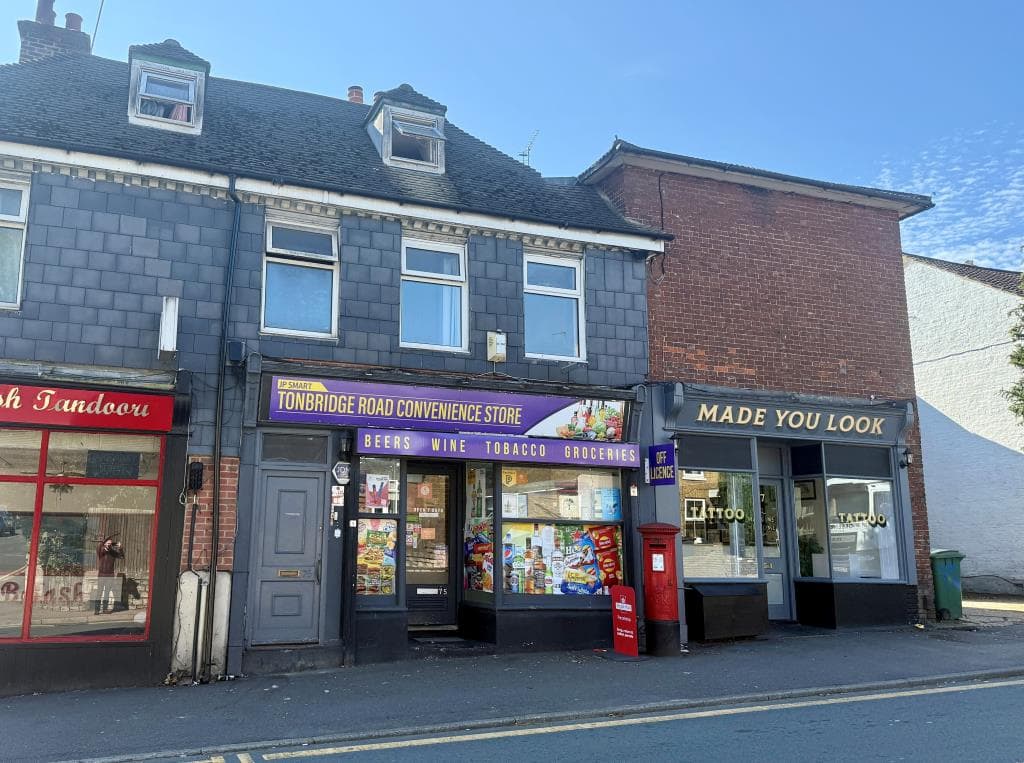 Well Presented Two-Bedroom Flat