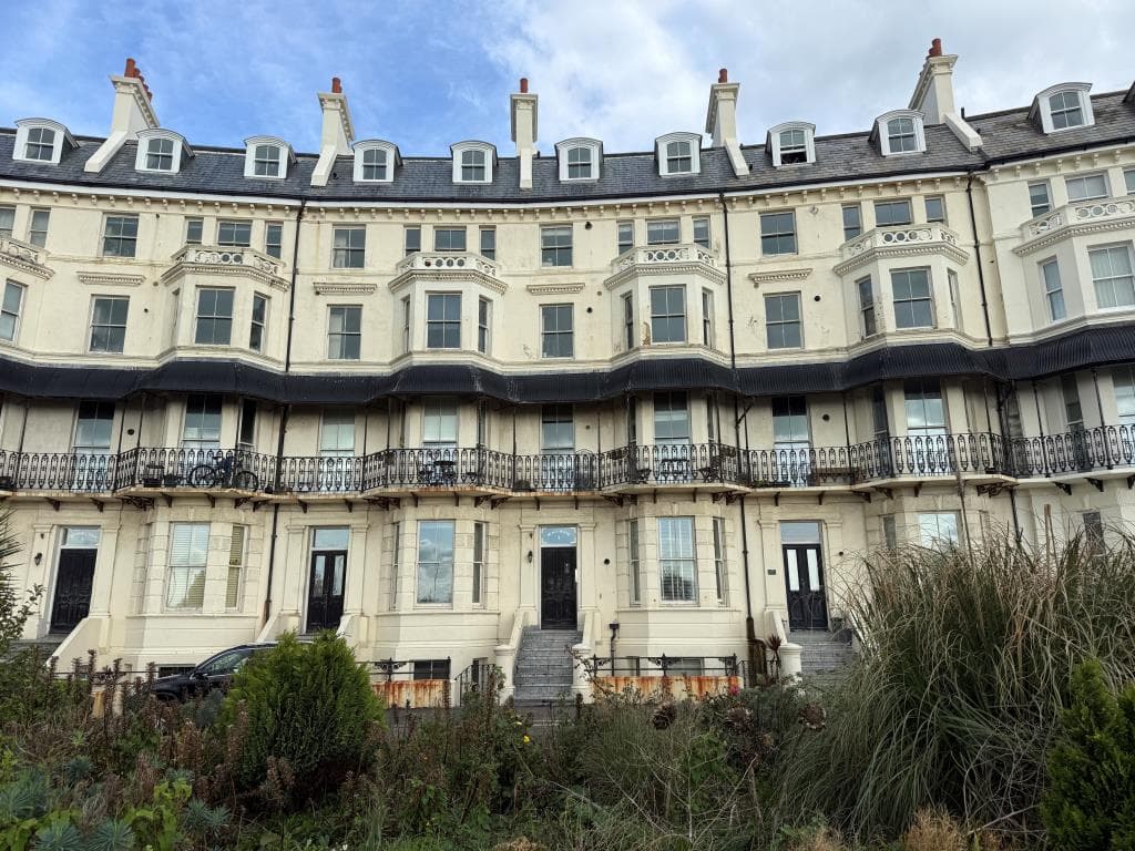 Lower Ground Floor Flat For Investment