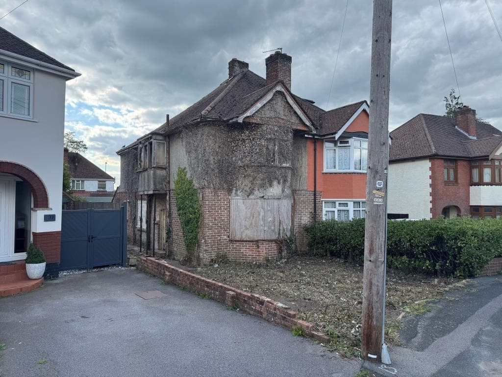 House For Complete Refurbishment