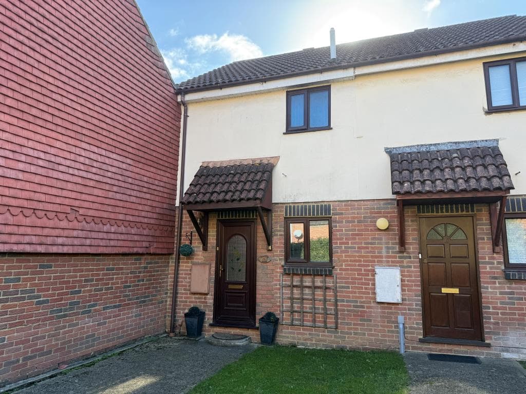 Well Presented Terraced House