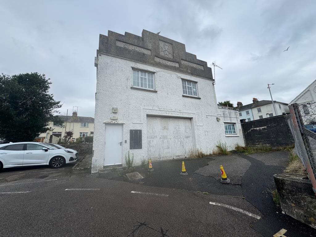 Vacant Detached Building With Potential And Car Park Let On A 10-year Lease