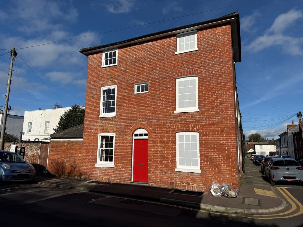 Four-Bedroom House For Refurbishment
