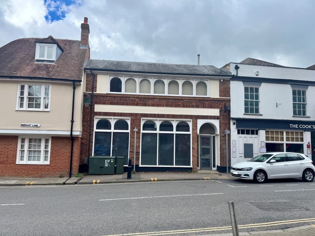 City Centre Commercial Building With Potential