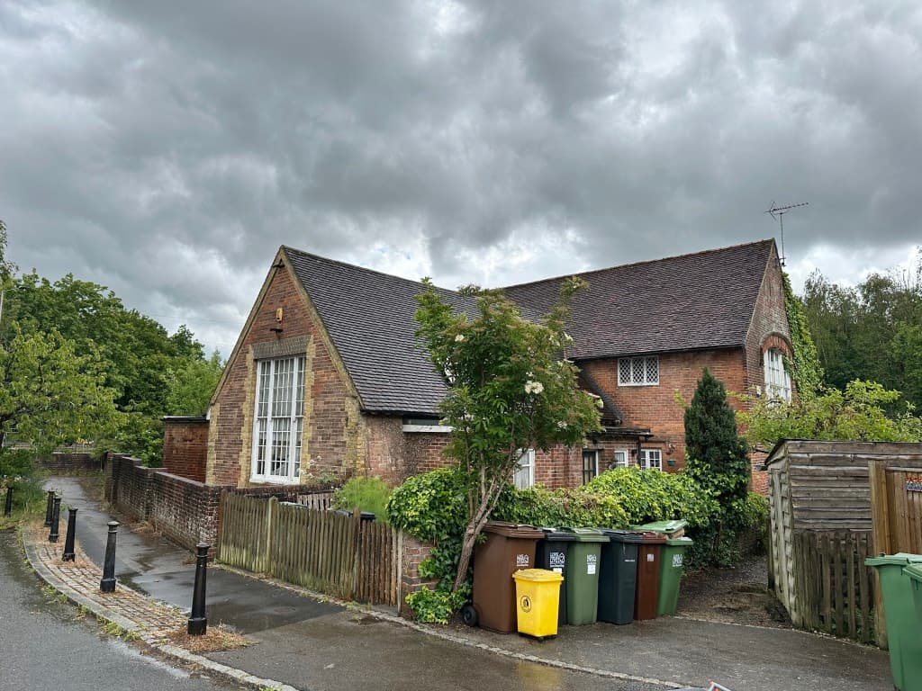 Three-Bedroom Old School Unit With Potential