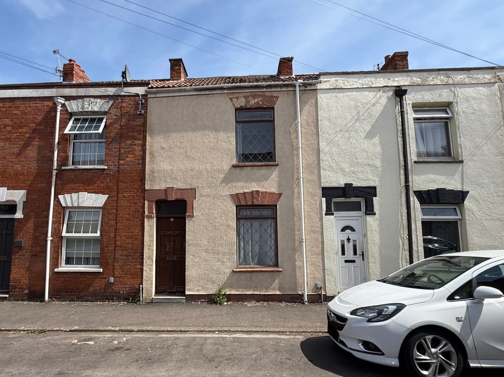 Two-Bedroom House Requiring Improvement Close To Town Centre