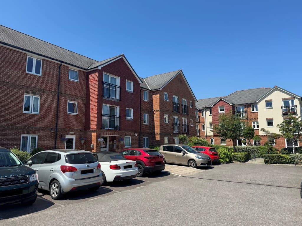 Second Floor Age Restricted Flat