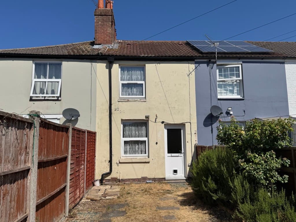 Two-Bedroom Mid-Terrace House For Improvement