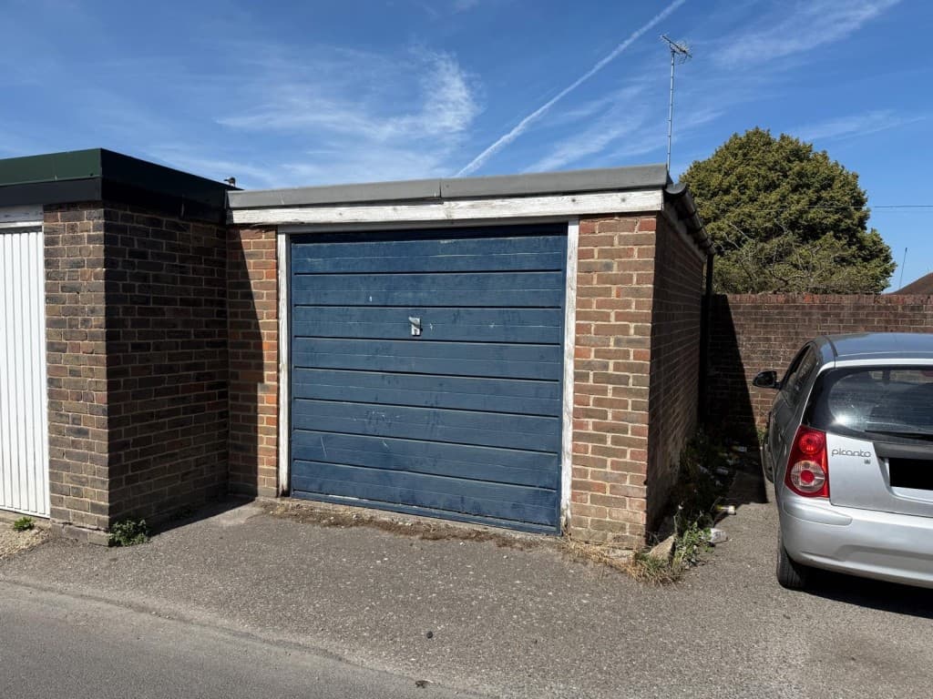 Freehold Garage